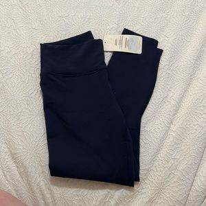 Fabletics High Waisted Powerhold 7/8 Legging - NWT